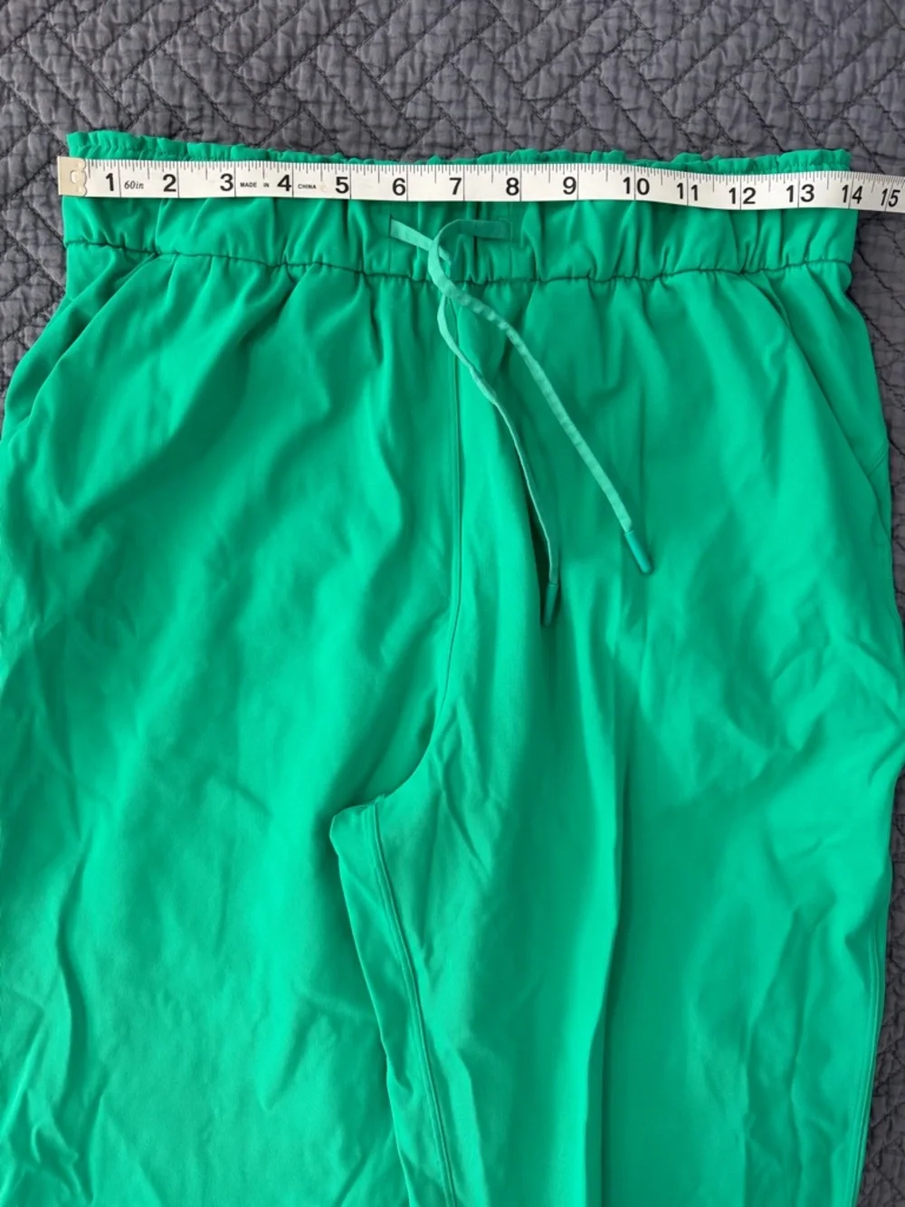 Lululemon Stretch High Rise Jogger Size 8 - Picture 8 of 9